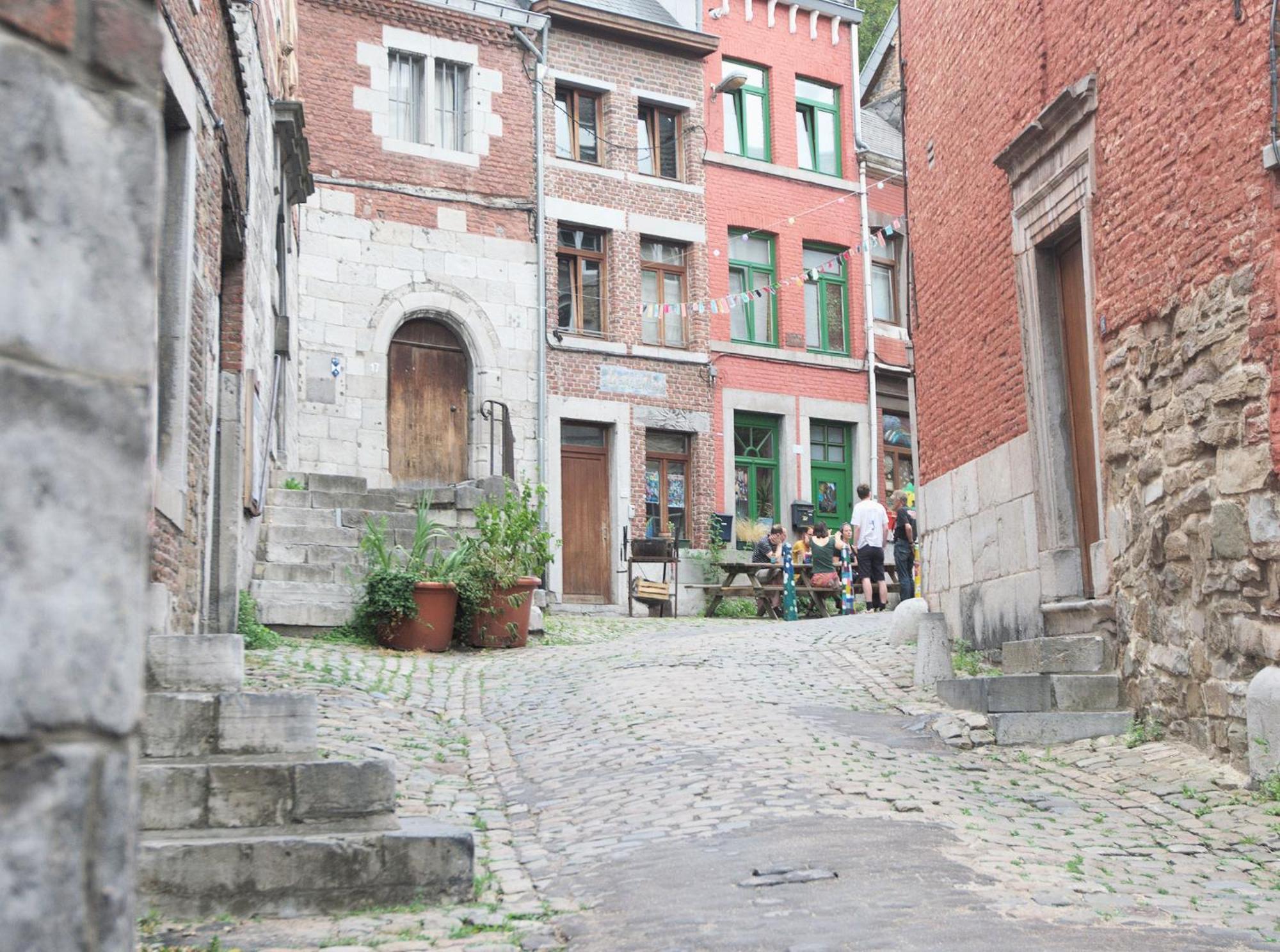 Bonjour Pierreuse Liege